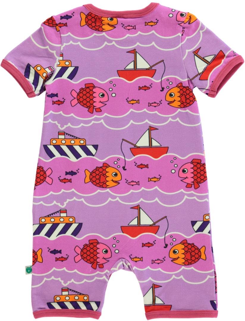 Short-sleeved baby suit with boat and fish