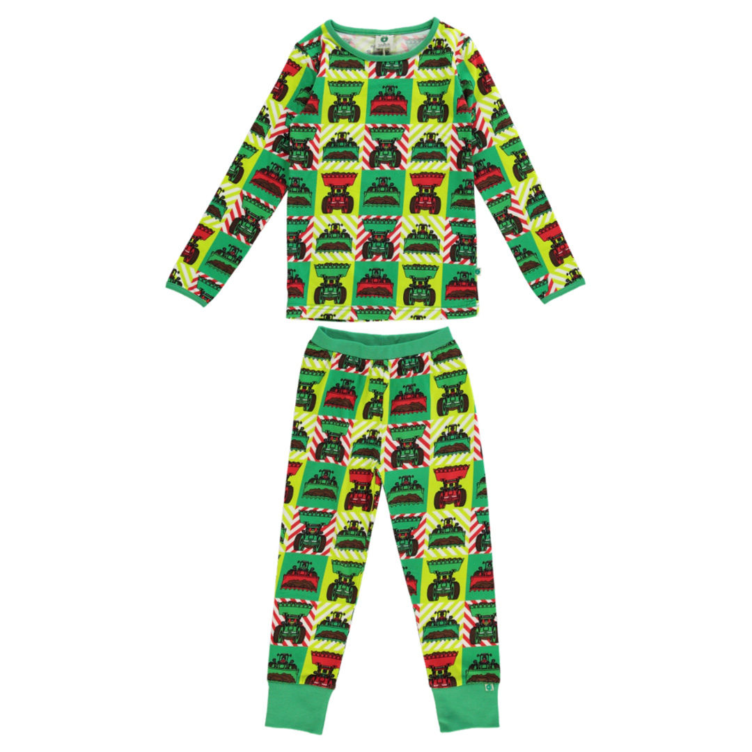 Nightwear set with excavator