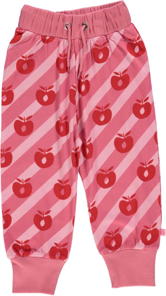 Pants with apple