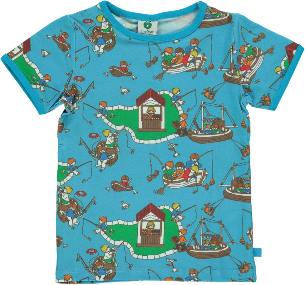 t-shirt with boats