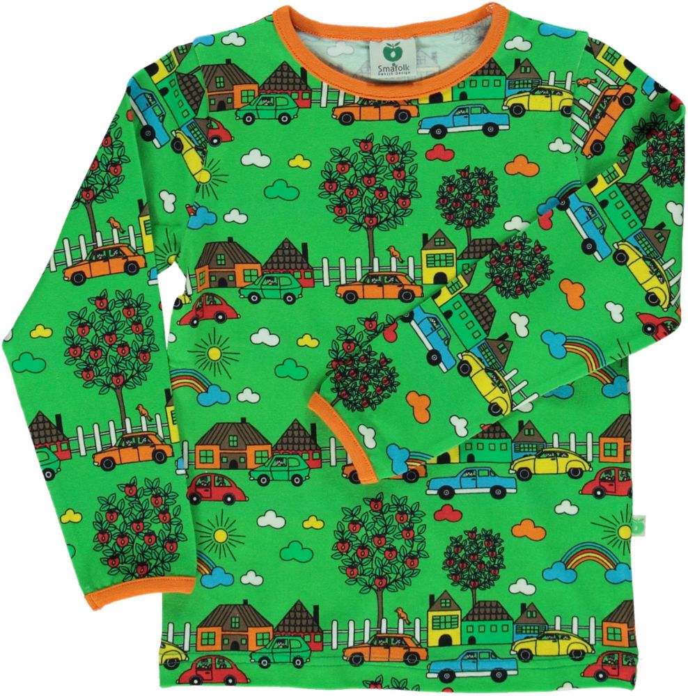 T-shirt with houses and cars