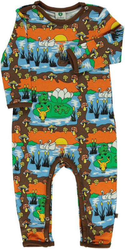Long-sleeved baby suit with swans and frogs
