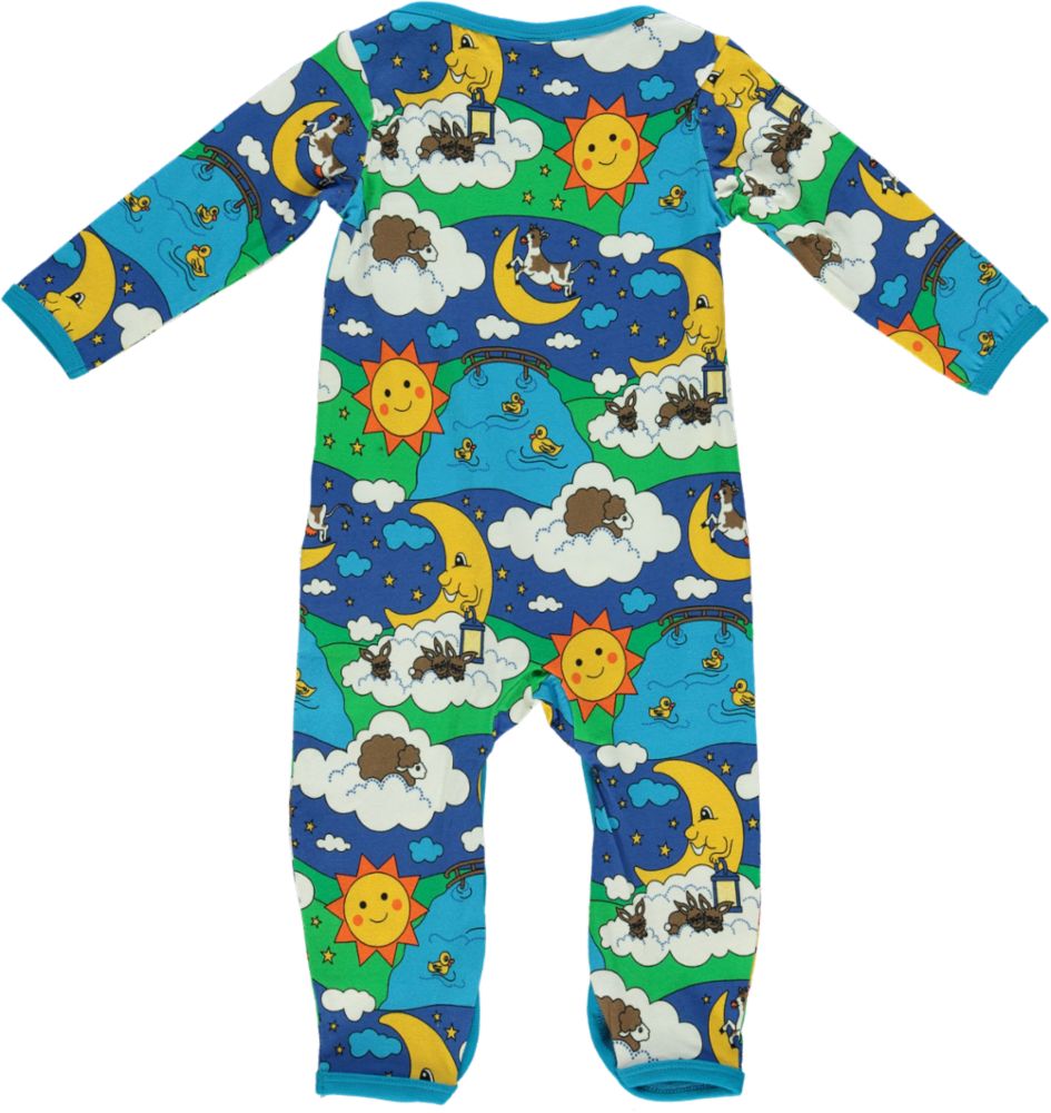 Long-sleeved baby suit with night landscape