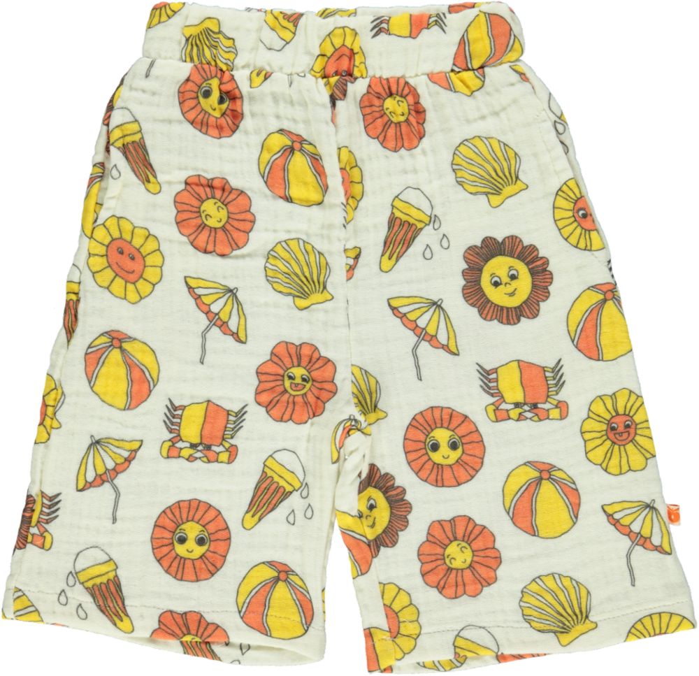 Shorts with summer vacation symbols