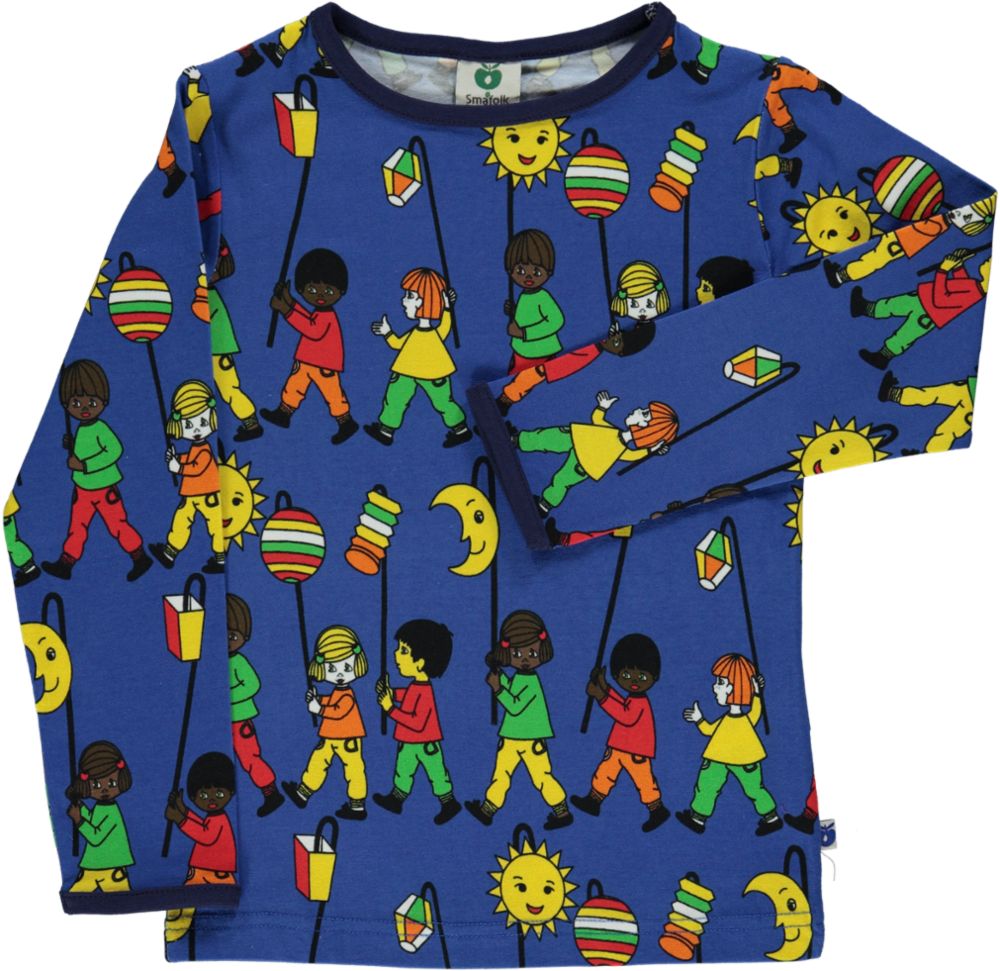 Long-sleeved top with children with lanterns