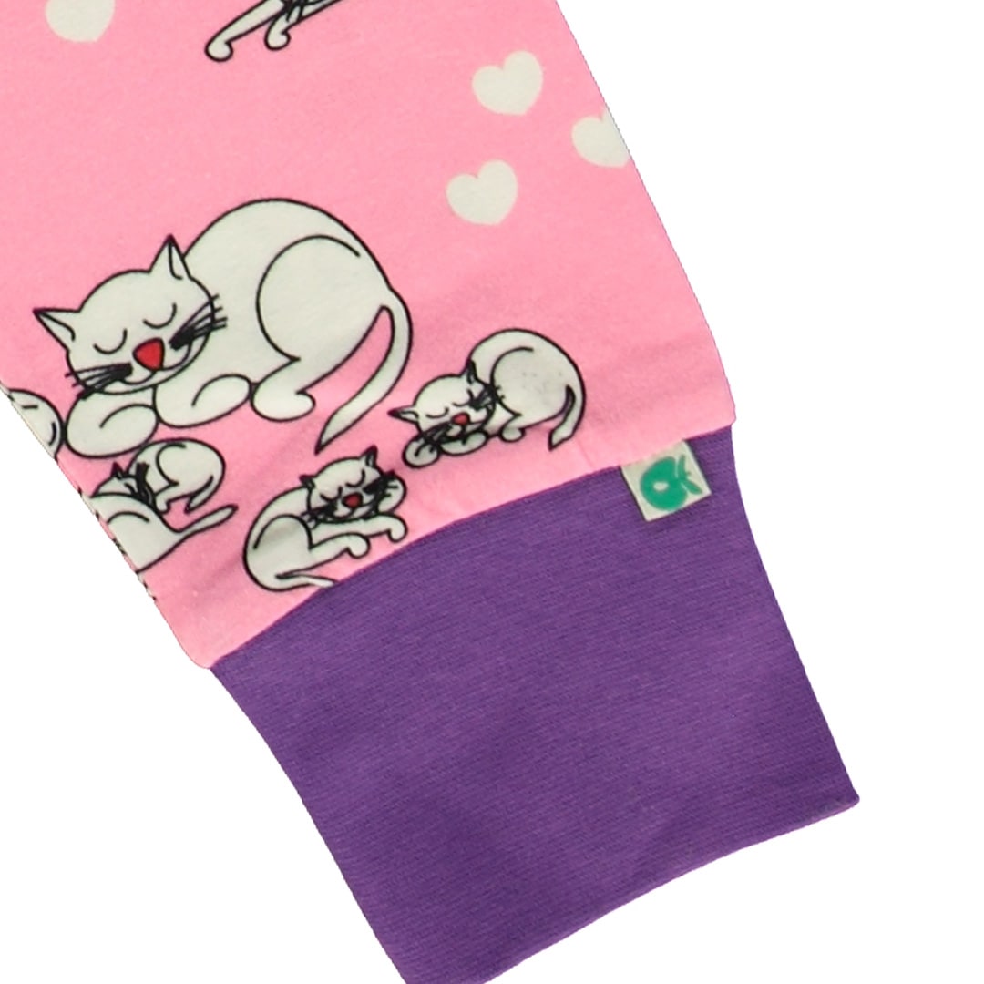 Nightwear set with cats